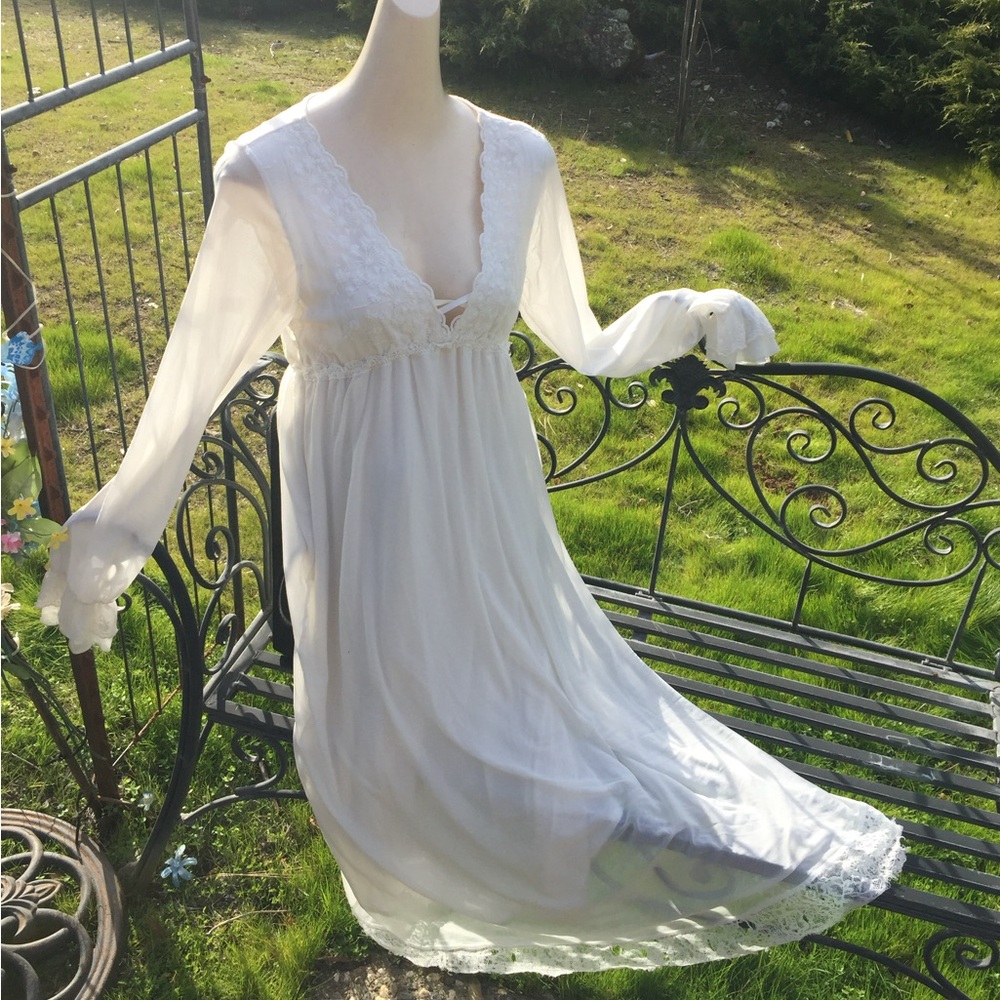 White empire style, prairie  ,  ruffled lace sleeve midi length dress HP 25 - Picture 9 of 9